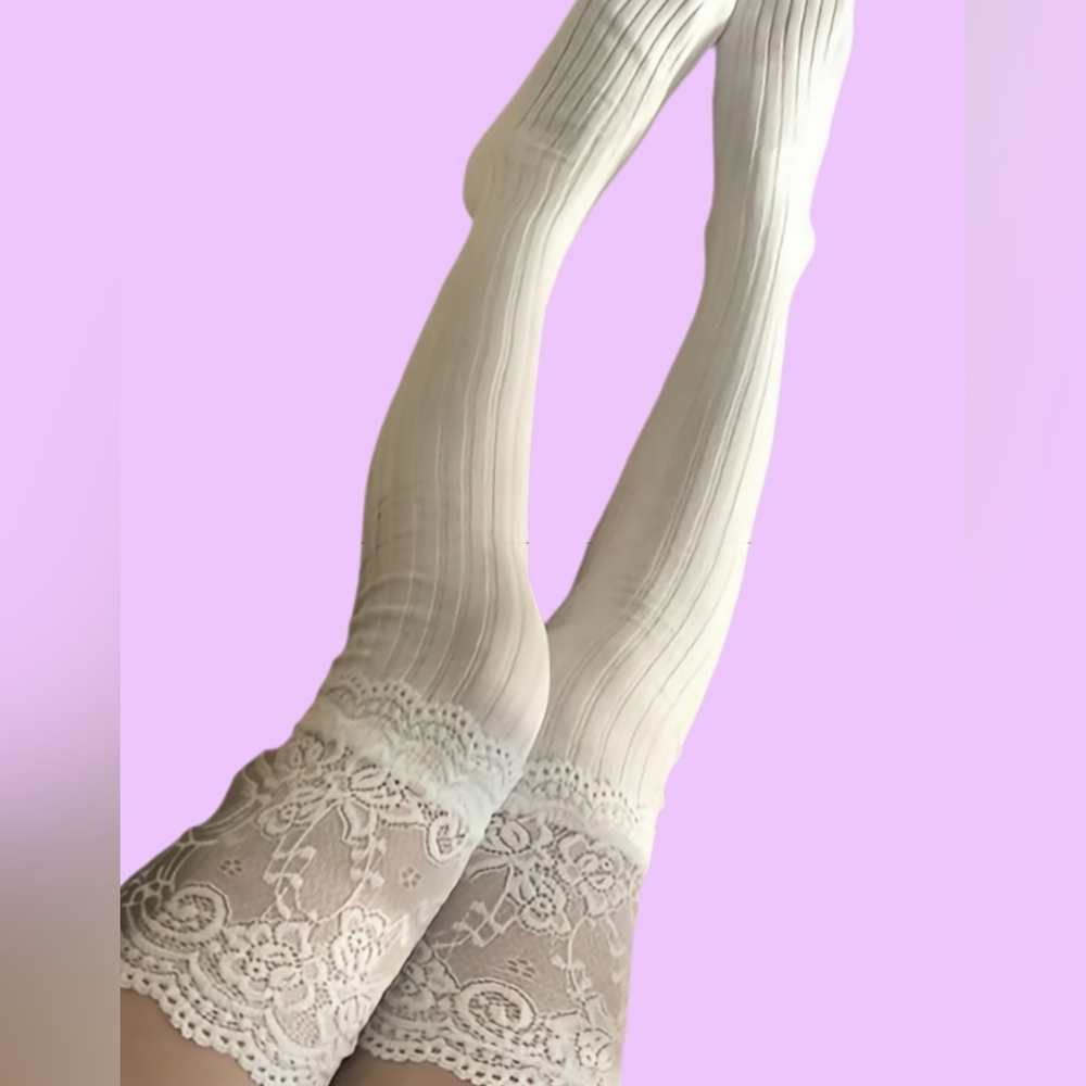 Elegant White Lace Stockings